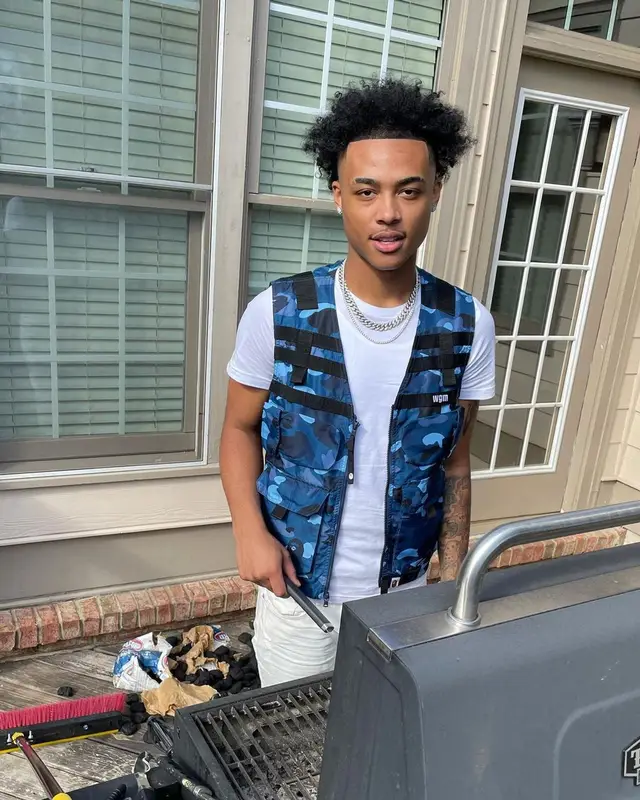 Luh Kel outfit in Bape, Purple Brand, and Off-White, 2021