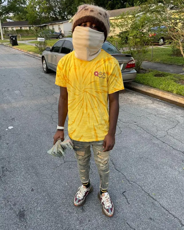 LPB Poody outfit in Onsomeshit and Gucci, 2021