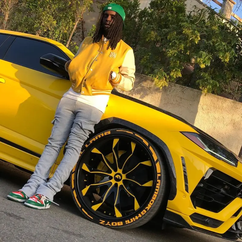 Chief Keef outfit in Amiri, Nike, and New Era, 2021