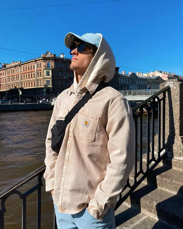 John However outfit in Nike, Dior, and ’47, 2021