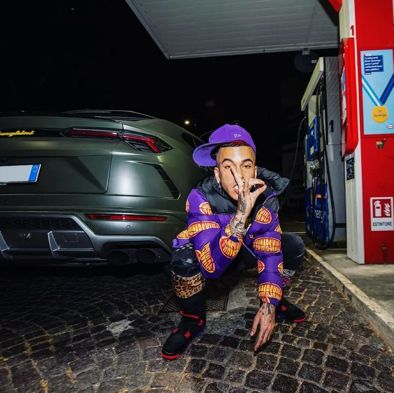 Sfera Ebbasta outfit in Numbskull , Amiri, and Jordan, 2021