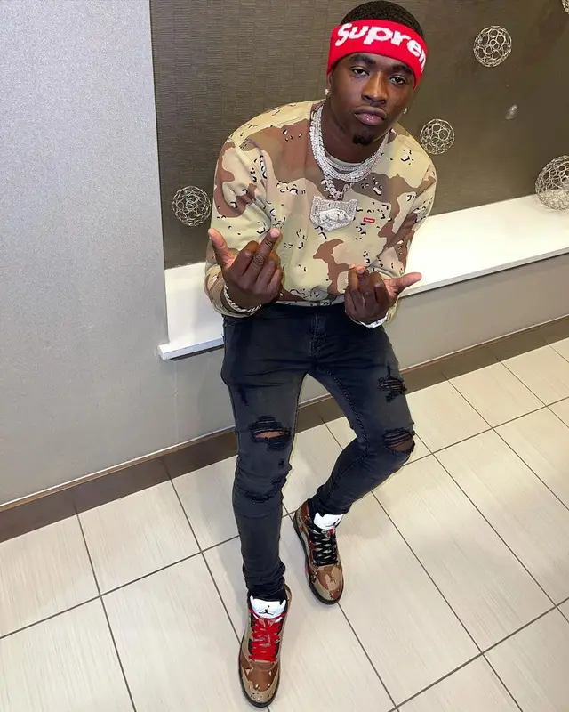 Bankroll Freddie outfit in Supreme and Jordan, 2021