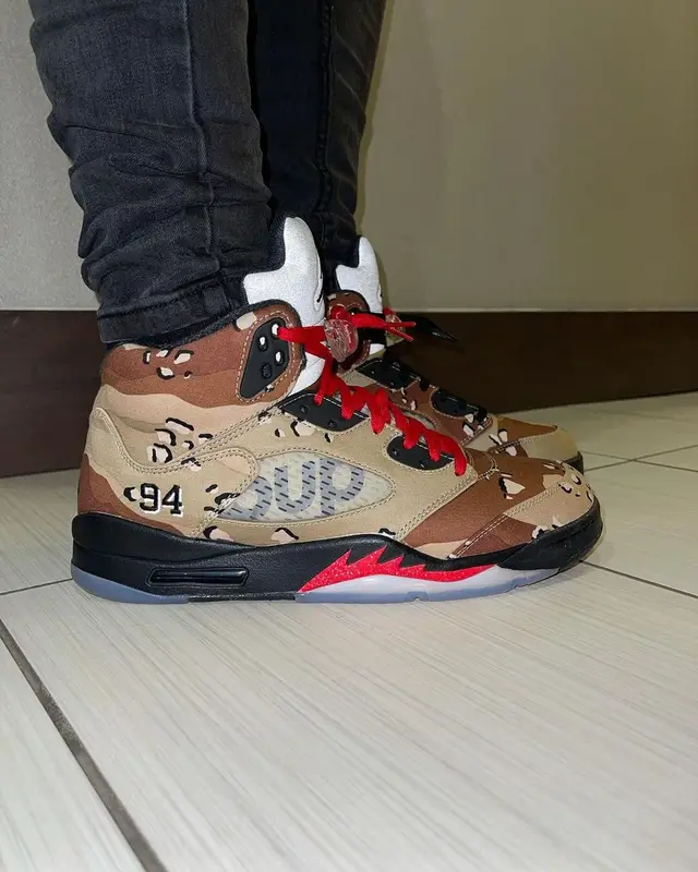 Bankroll Freddie outfit in Supreme and Jordan, 2021