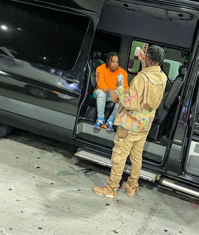 Moneybagg Yo outfit in Louis Vuitton, Amiri, and Cartier, 2021