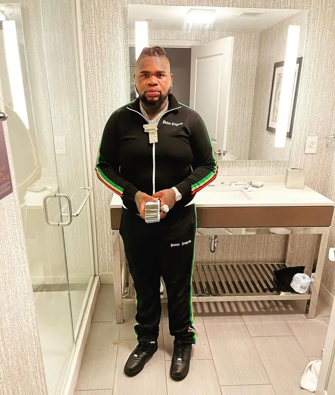 Fat Boy outfit in Palm Angels and Nike, 2021