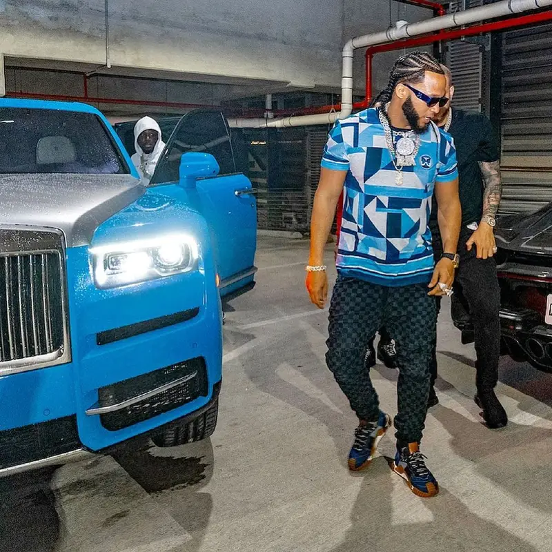 El Alfa El Jefe outfit in Dolce & Gabbana, Amiri, and Retrosuperfuture, 2021