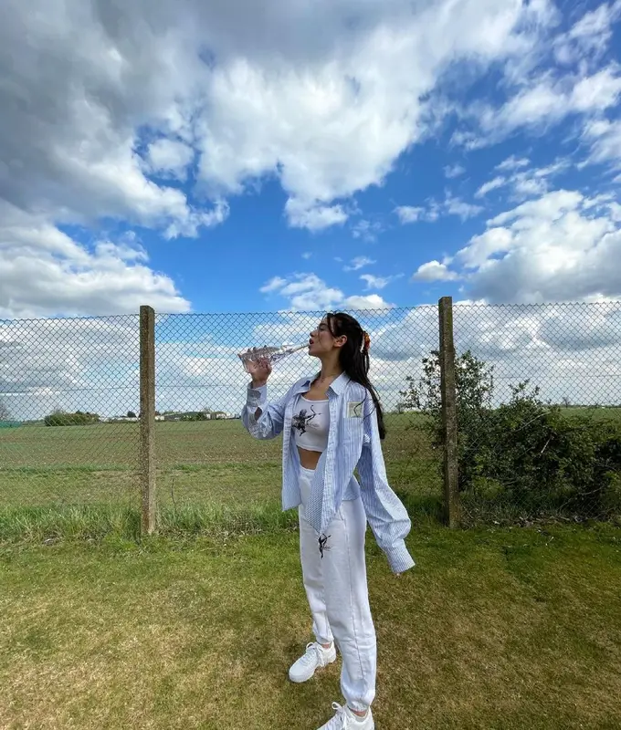Dua Lipa outfit in Boys Lie and Puma, 2021