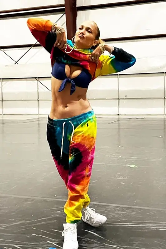 Jennifer Lopez outfit in Niyama Sol, Polo Ralph Lauren, and Nike, 2021