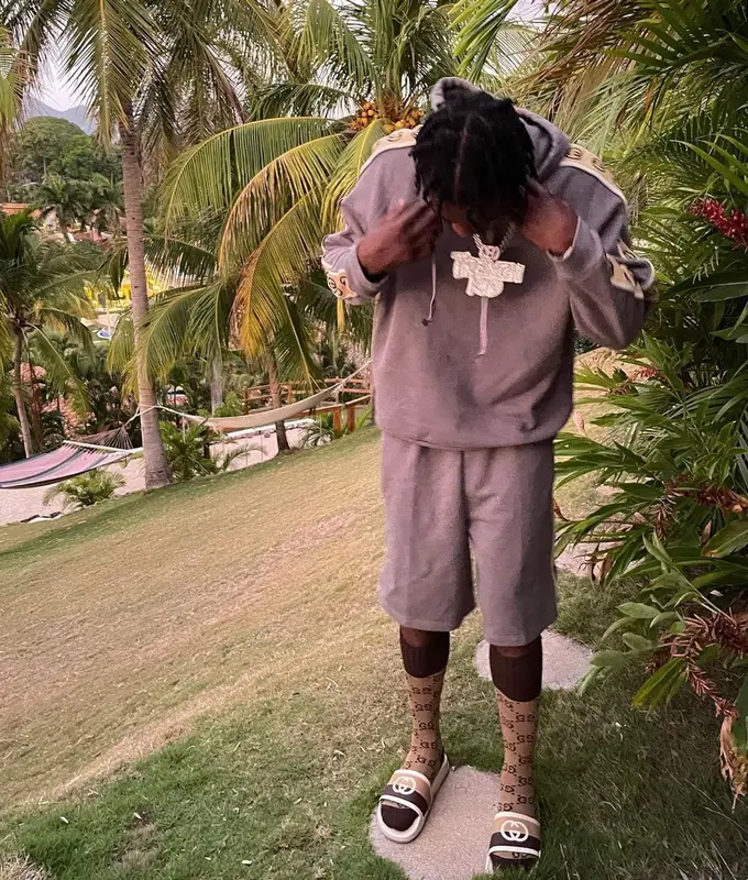 Lil Tjay outfit in Gucci, 2021