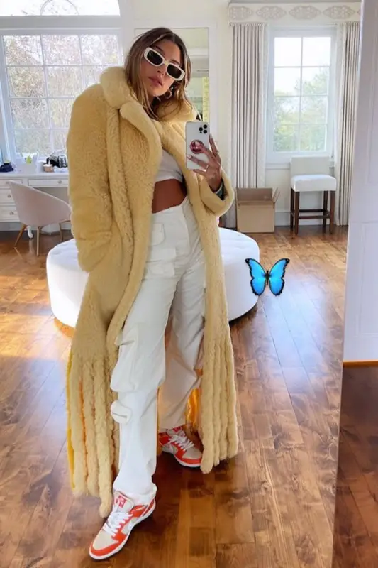Hailey Bieber outfit in Bottega Veneta, Orseund Iris, and Reality Eyewear, 2021