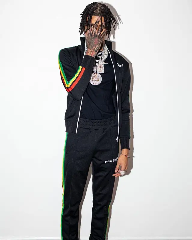 NLE Choppa outfit in Palm Angels, Hanes, and Dior, 2021