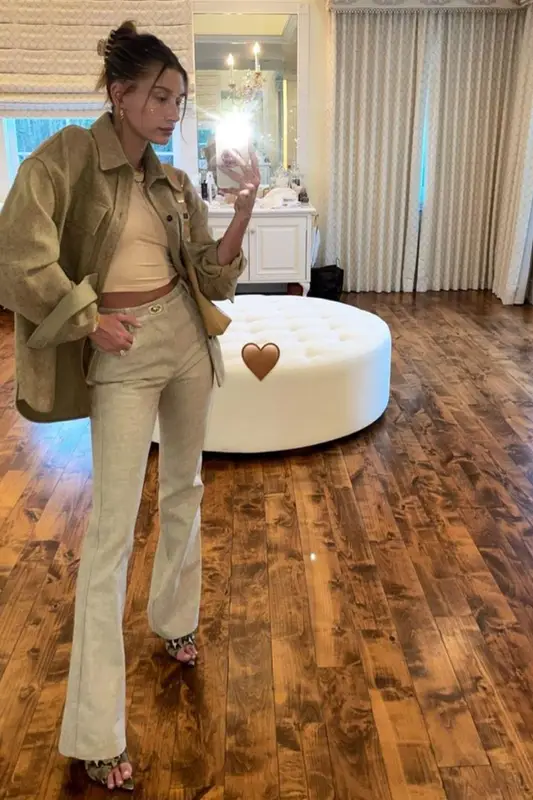 Hailey Bieber outfit in Bottega Veneta, By Far, and Shay Jewelry, 2021