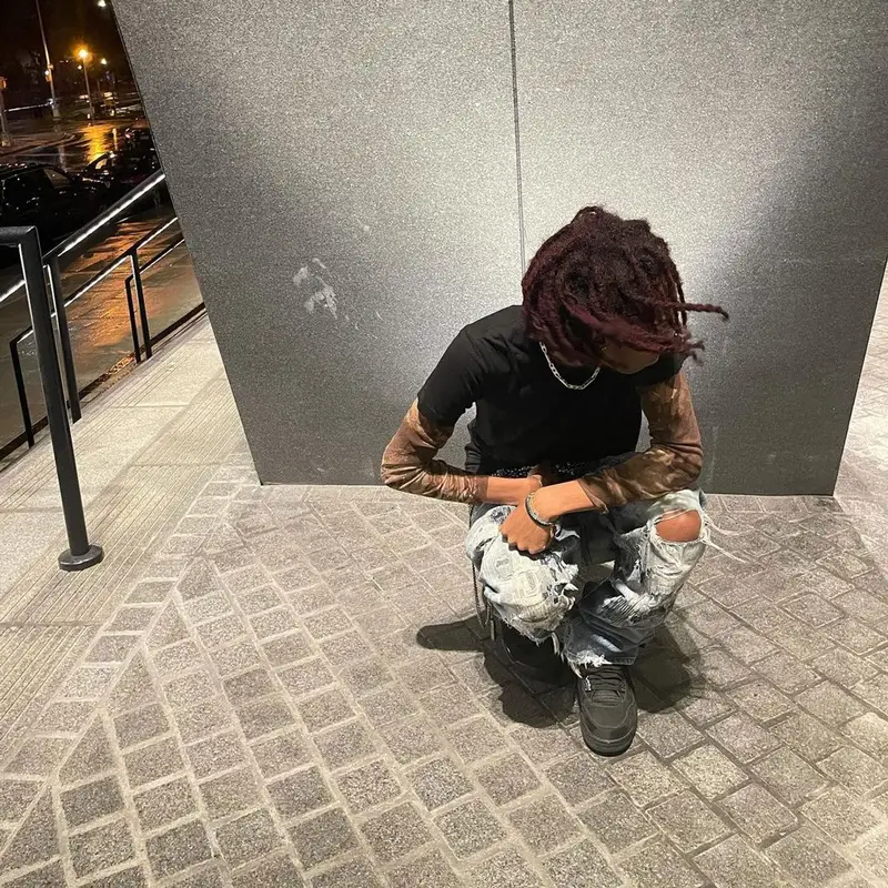 Lil Tecca outfit in Jordan, B.B. Simon, and Ray-Ban, 2021