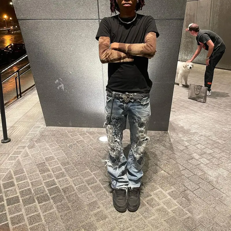 Lil Tecca outfit in Jordan, B.B. Simon, and Ray-Ban, 2021