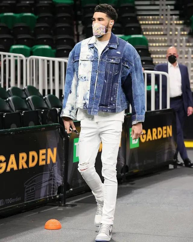 Jayson Tatum outfit in Dolce & Gabbana, Henry Mask, and Monfrere, 2021