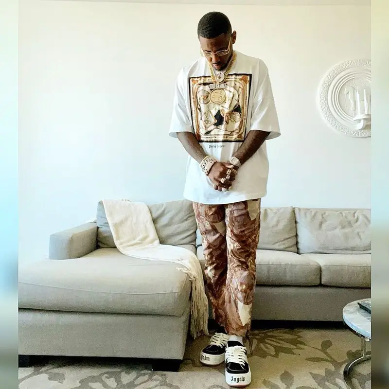 Fabolous outfit in Palm Angels and Vintage Frames, 2021