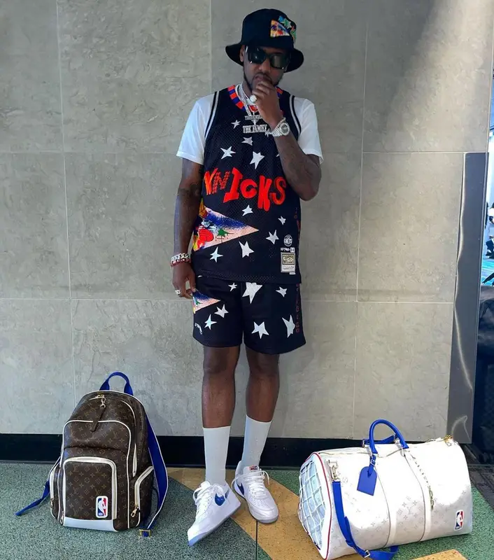Fabolous outfit in ASAP Ferg Merch, New York Knicks, and Mitchell & Ness, 2021
