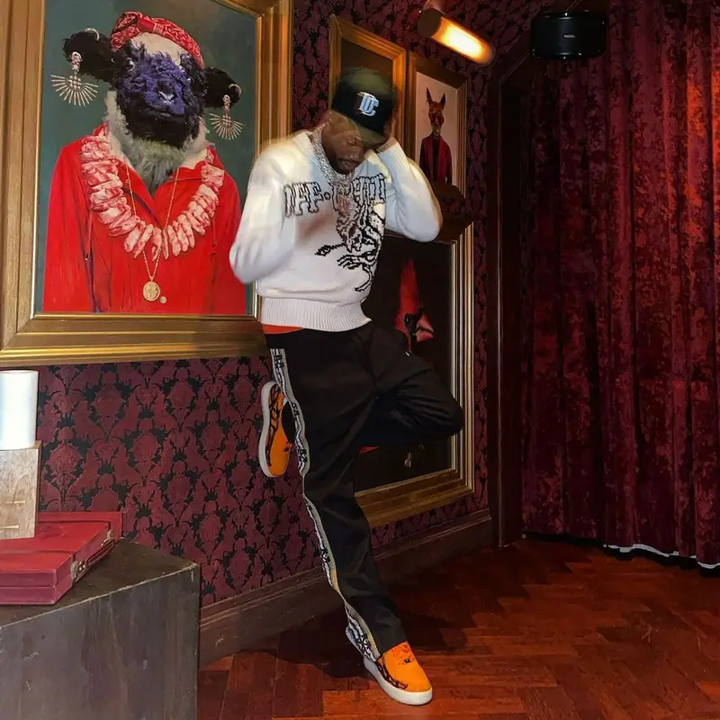 Meek Mill outfit in Off-White, Virgil Abloh, and New Era, 2021