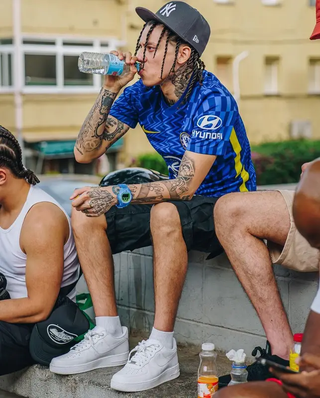 Central Cee outfit in Nike and New Era, 2021