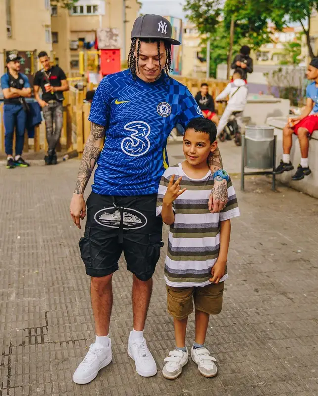 Central Cee outfit in Nike and New Era, 2021