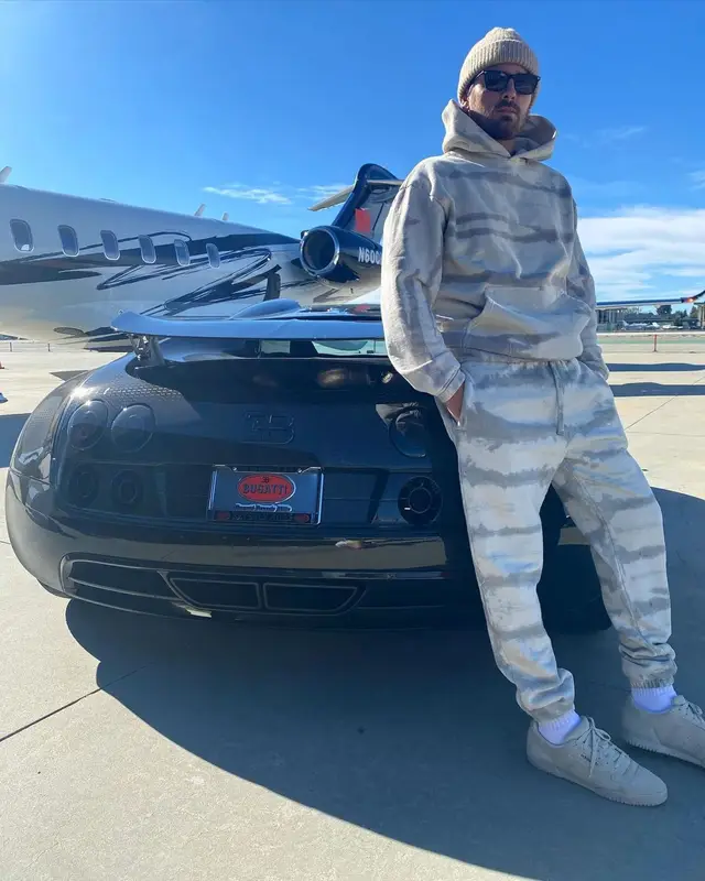 Scott Disick outfit in Talentless, Adidas, and Yeezy, 2020