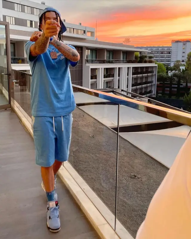 Central Cee outfit in Nike and Jordan, 2021