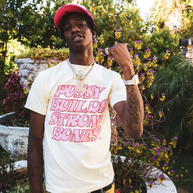 Yung Mal outfit in Ricchezza Forever, Yeezy, and Gucci, 2021