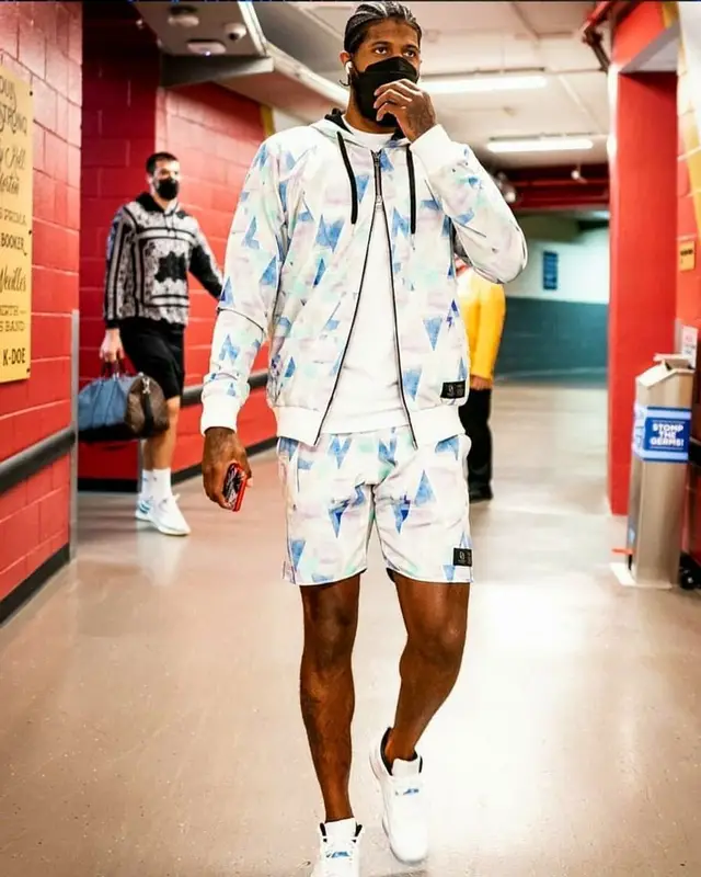 Paul George outfit in Phenom LA, 2021