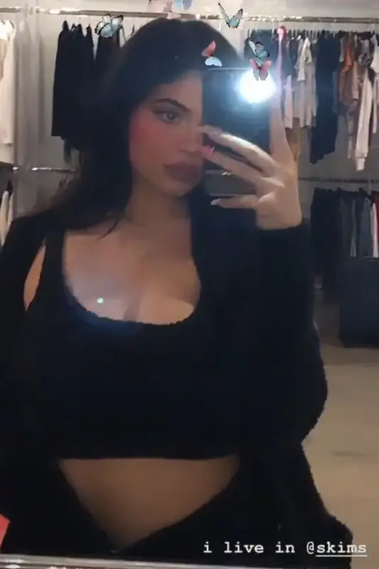 Kylie Jenner outfit in Skims, 2019