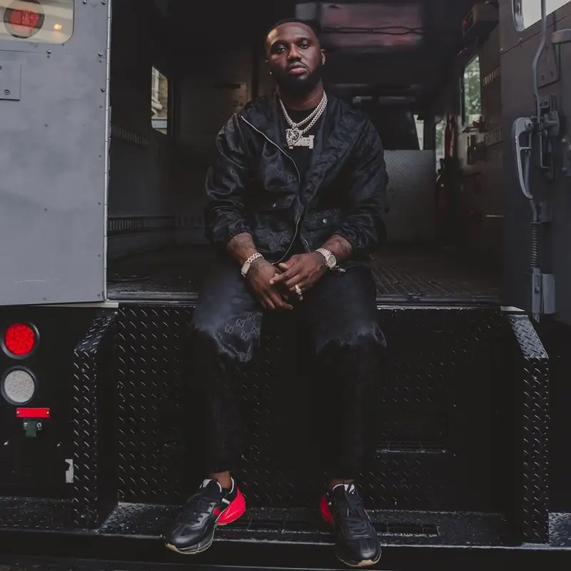 Headie One outfit in Gucci, 2021