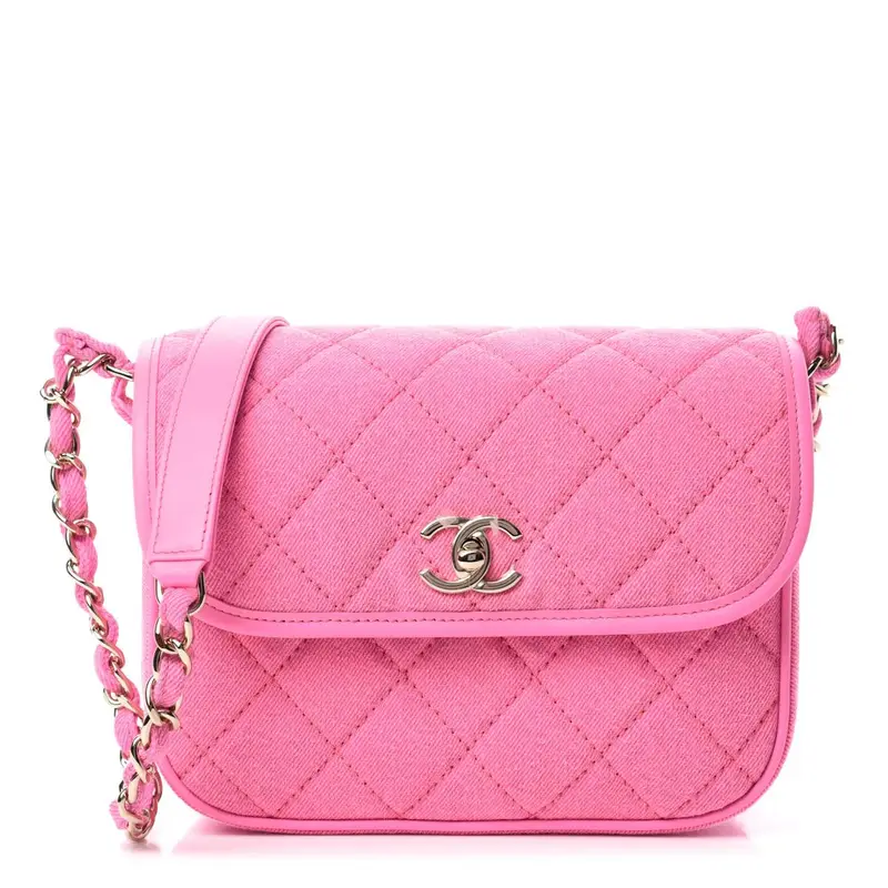 chanel pink messenger bag