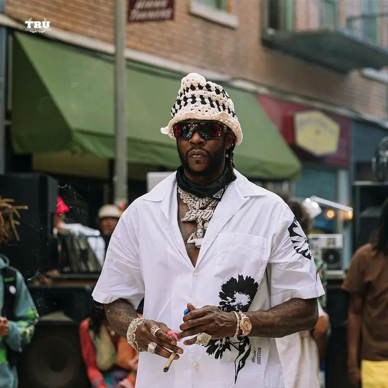 2 Chainz outfit in Prada and Amiri, 2021