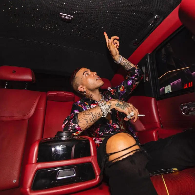 Sfera Ebbasta outfit in Dior and Amiri, 2021