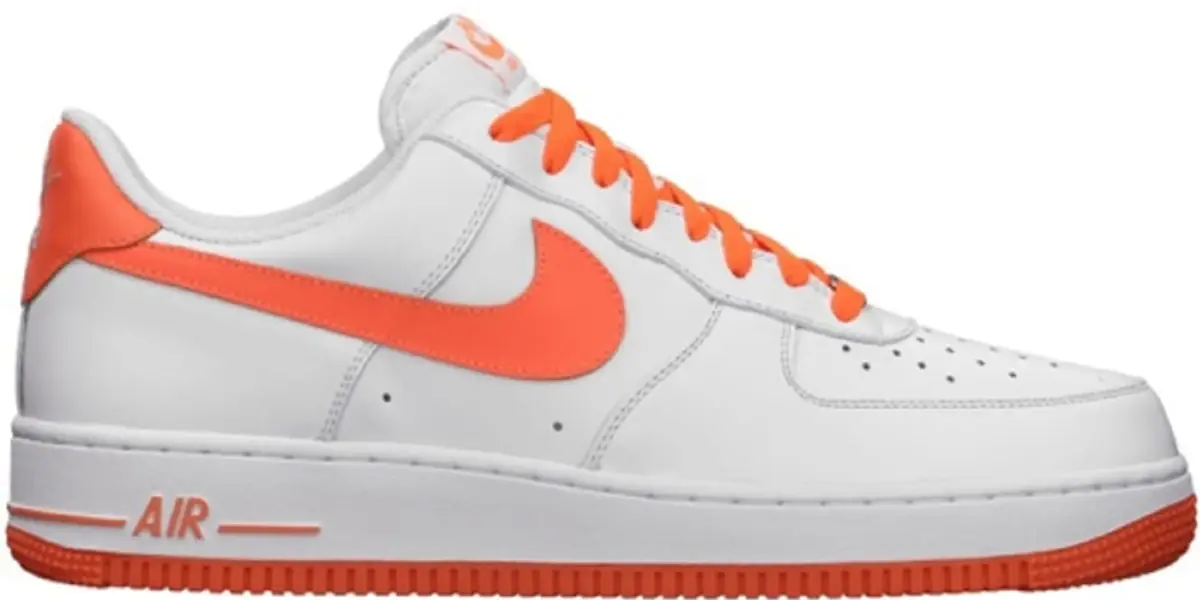 Nike Air Force 1 White Orange. Nike Air Force 1 Orange. Nike Air Force бело оранжевые. Nike Air Force 1 07 Orange.