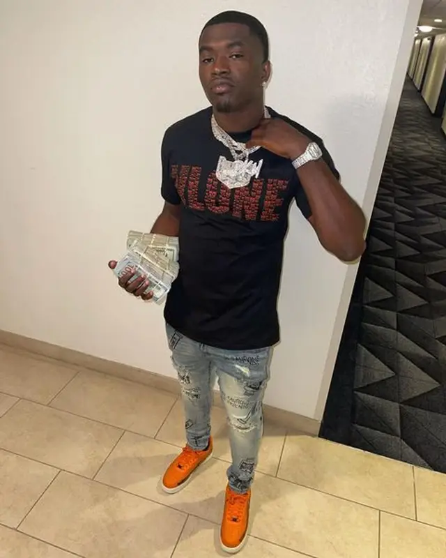Bankroll Freddie outfit in Vlone, Giovanni La Venganza, and Nike, 2021