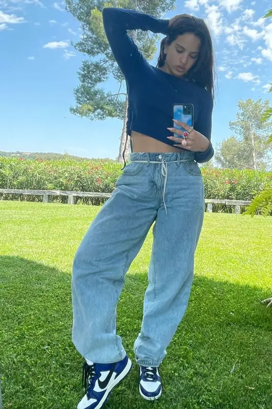 Rosalia outfit in Nike and La Manso, 2021