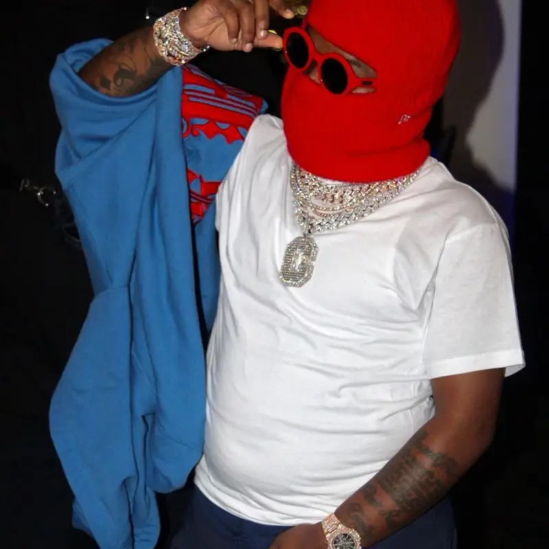 42 Dugg outfit in Nike, Supreme, and New Era, 2021