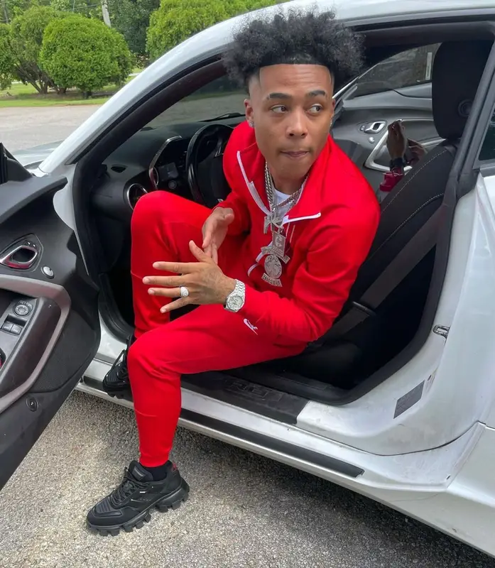 Luh Kel outfit in Nike and Prada, 2021