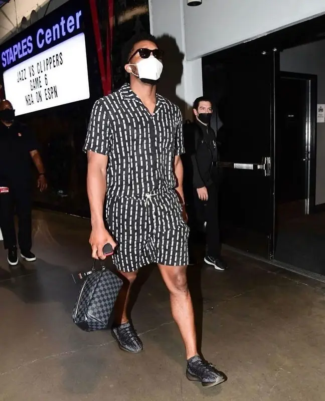Donovan Mitchell outfit in Well Known Studios, 2021