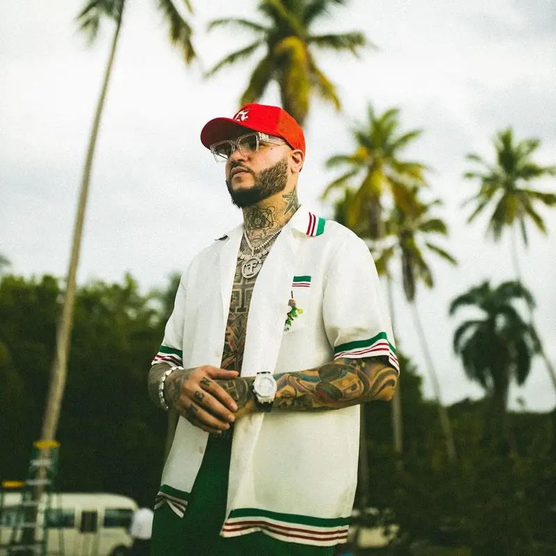 Farruko outfit in Casablanca, Eric Emanuel, and Louis Vuitton, 2021