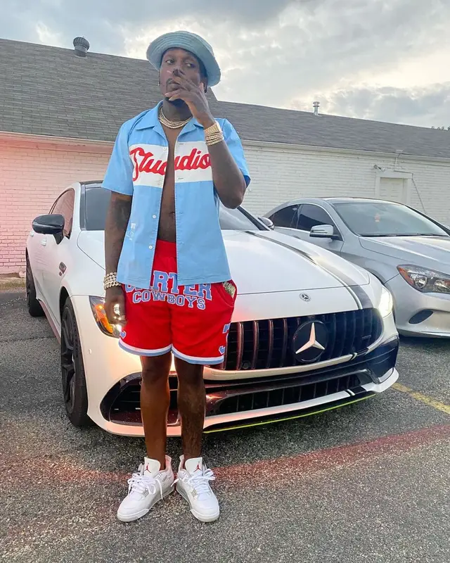 Sauce Walka outfit in Young Kings, Jordan, and 2828 Studios, 2021