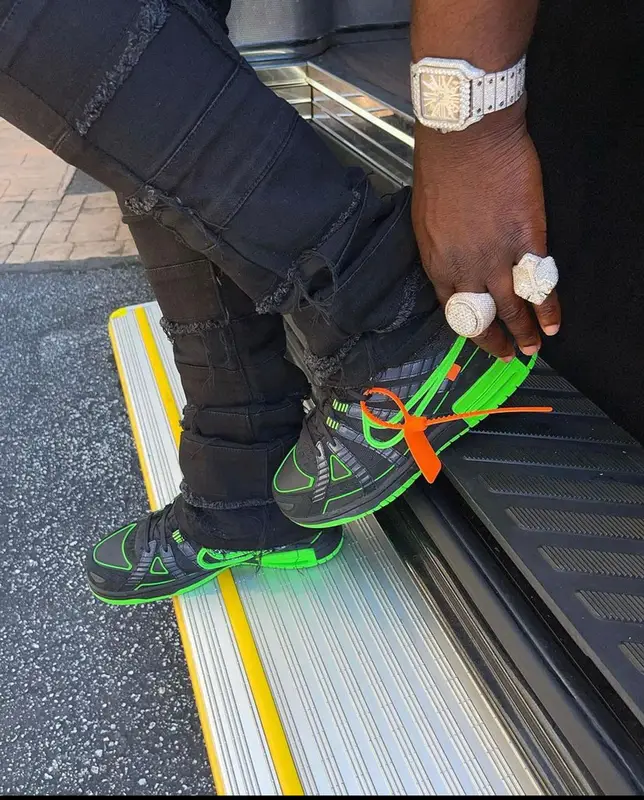 Bankroll Freddie outfit in Vlone, Valabasas, and Juice Wrld Merch, 2021