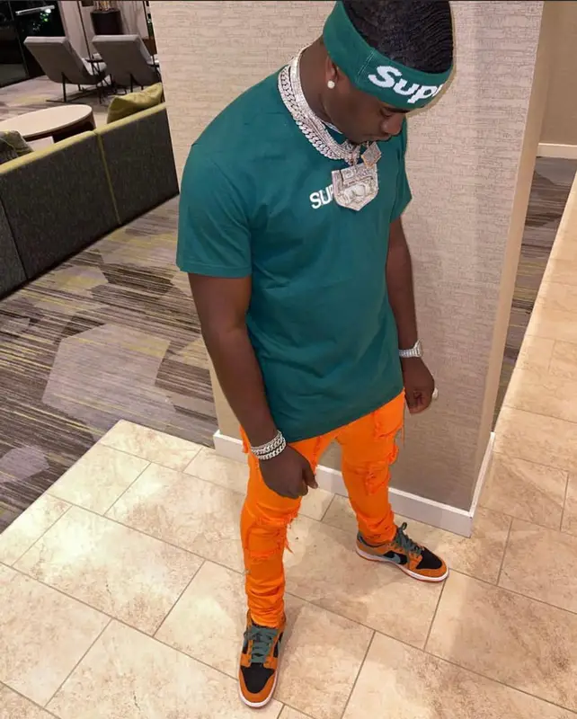 Bankroll Freddie outfit in Supreme, Valabasas, and New Era, 2021