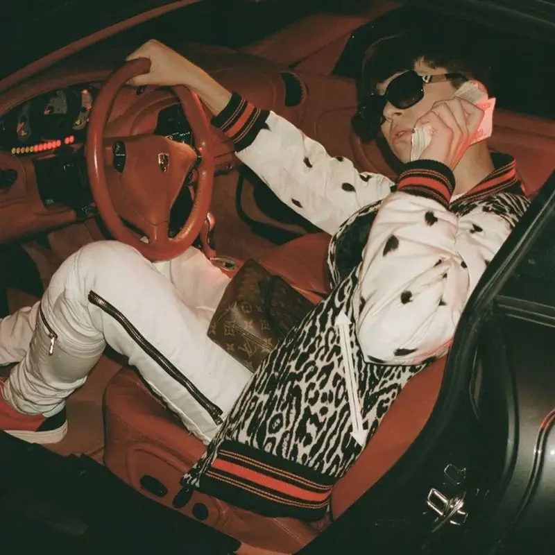 Молодой Платон outfit in Amiri, Louis Vuitton, and Burberry, 2021