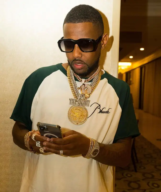 Fabolous outfit in Rhude, Puma, and Vintage Frames, 2021