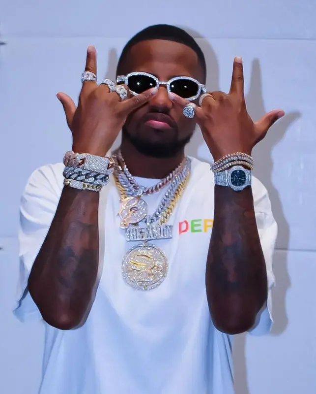 Fabolous outfit in Gallery Dept. and Nike, 2021