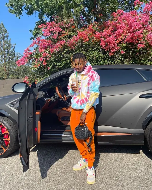 DDG outfit in Gallery Dept., Nike, and Louis Vuitton, 2021