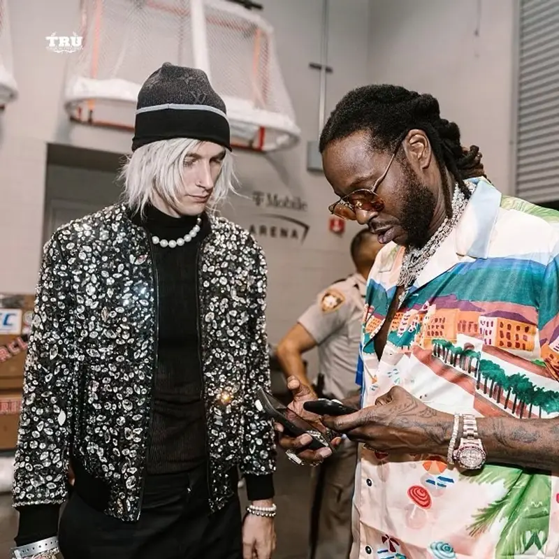 2 Chainz outfit in Sergio Tacchini, Amiri, and Gucci, 2021