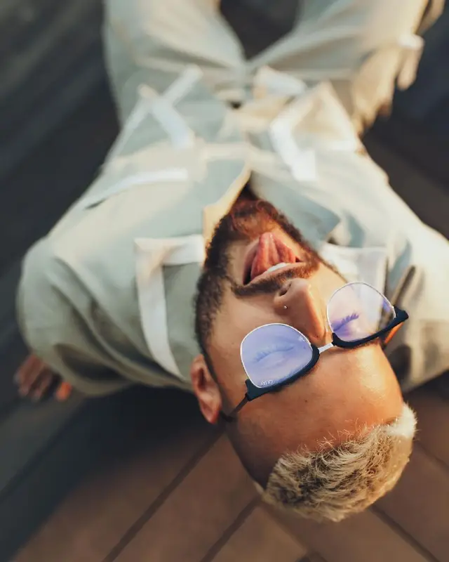 Maluma outfit in Jacquemus and Quay Australia, 2021