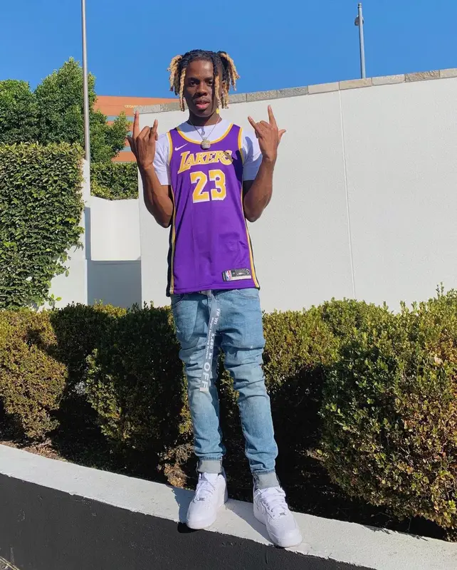 Unghetto Mathieu outfit in Nike, Off-White, and Los Angeles Lakers, 2021
